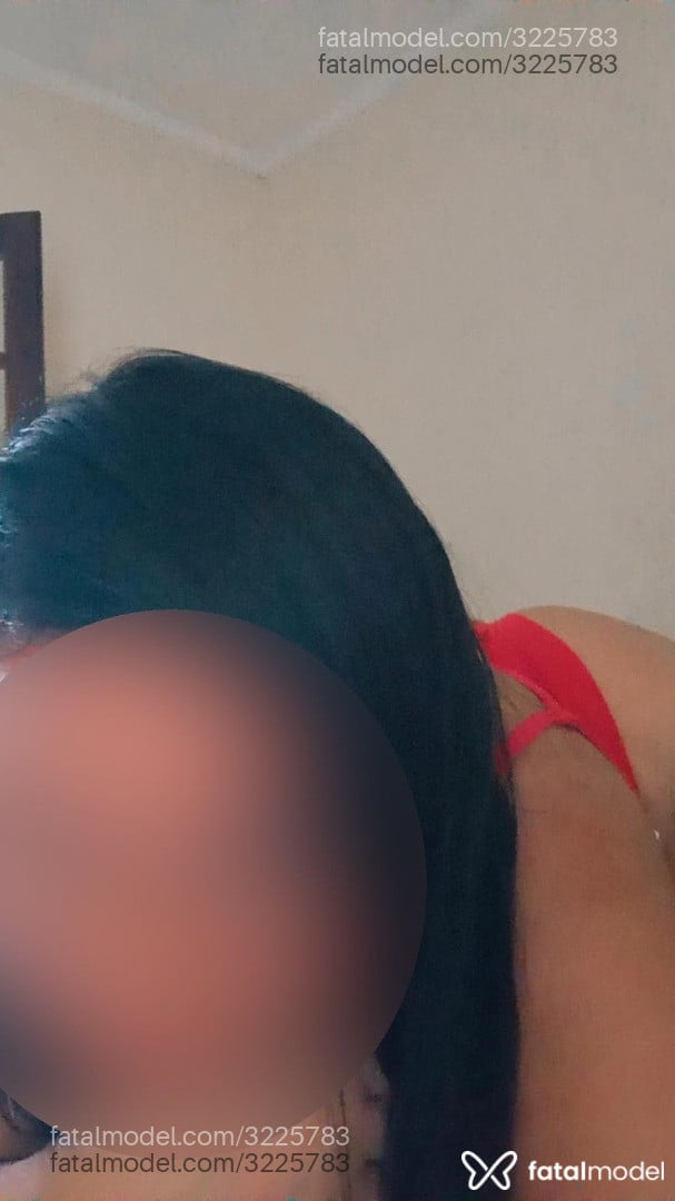 Acompanhante mulher morena (o) de olhos pretos em Pouso Alegre - Alice Pereta