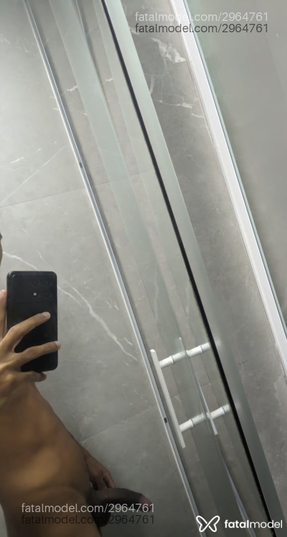Acompanhante homem morena (o) de olhos pretos em Americana - Henrique