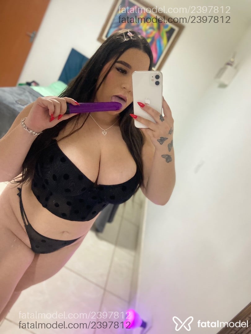 Acompanhante mulher morena (o) de olhos castanhos em Cascavel Acompanhante mulher morena (o) de olhos castanhos em Cascavel - Giovana