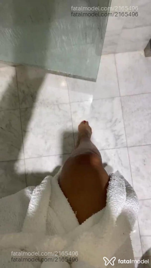 Acompanhante mulher com cabelo castanho de olhos castanhos em Goiânia - Bianca