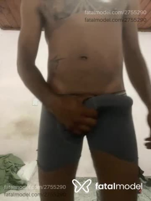 Acompanhante homem morena (o) de olhos castanhos em São Paulo - Walisson