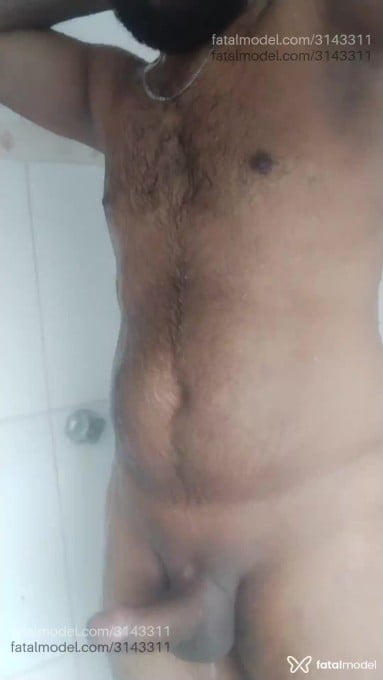 Acompanhante homem trans morena (o) de olhos castanhos em Suzano - Ferreira