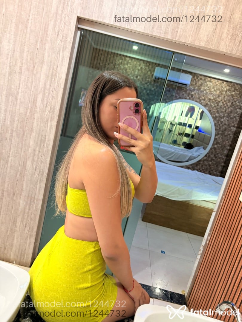 Acompanhante mulher loira (o) de olhos castanhos em Goiânia - Loh