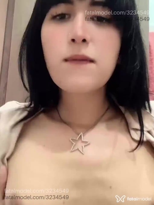 Acompanhante mulher trans com cabelo castanho de olhos mel em São Paulo - Saore Alves