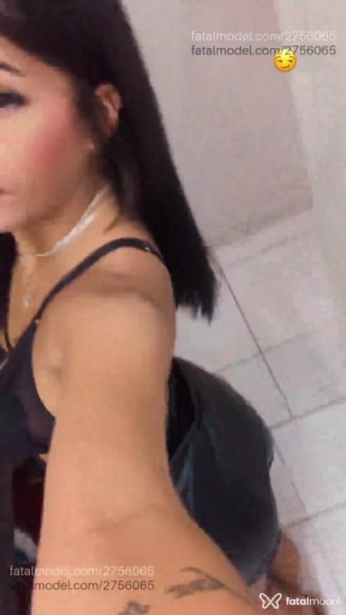 Acompanhante mulher morena (o) de olhos castanhos em Praia Grande - Tália