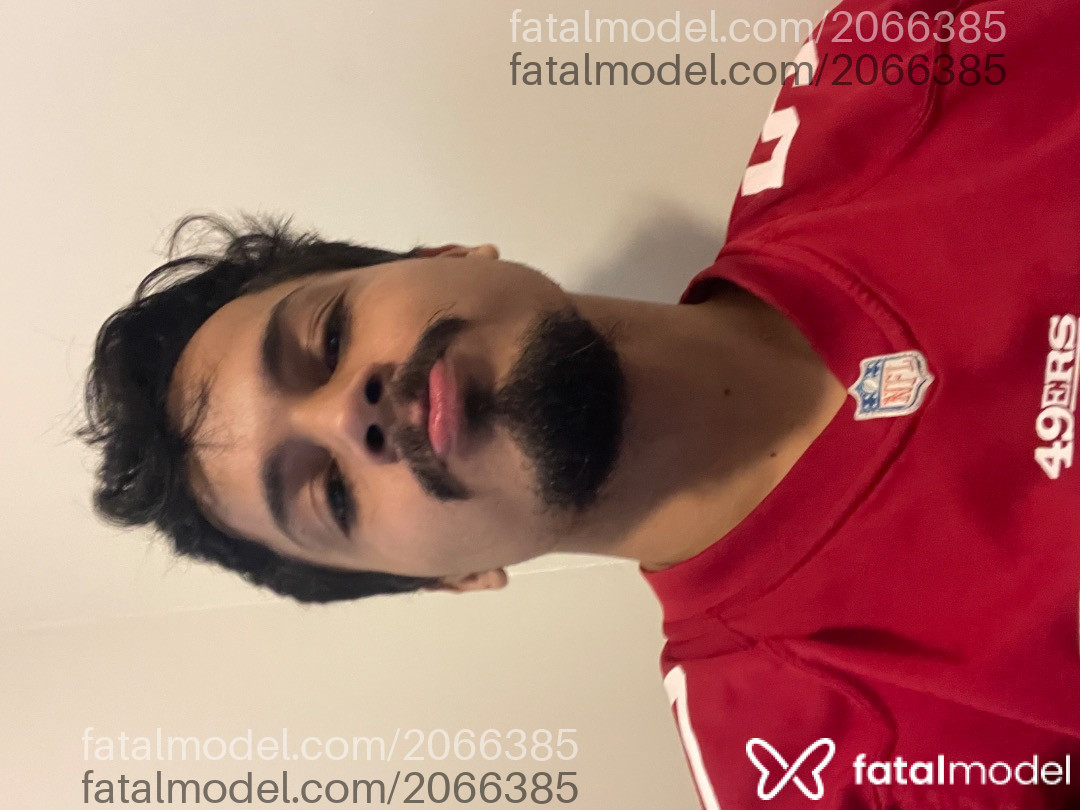 Acompanhante homem morena (o) de olhos castanhos - Pedro Acompanhante homem morena (o) de olhos castanhos - Pedro
