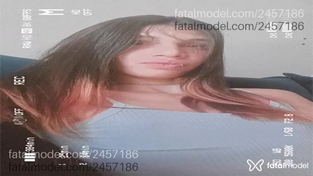 Acompanhante mulher trans com cabelo castanho de olhos castanhos em Novo Gama Acompanhante mulher trans com cabelo castanho de olhos castanhos em Novo Gama - Whict