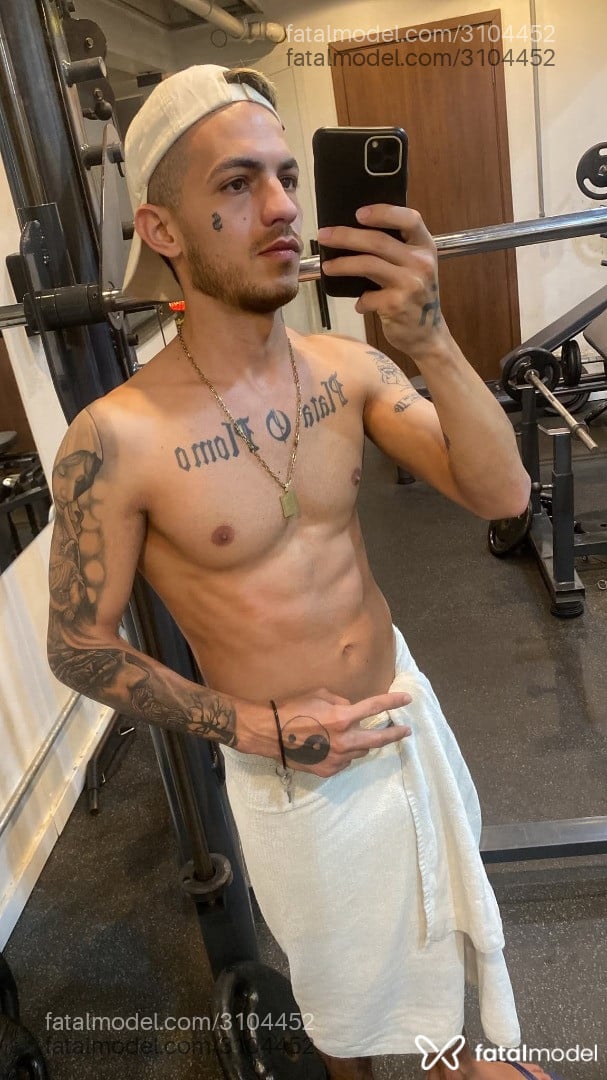 Acompanhante homem com cabelo castanho de olhos castanhos em Cascavel - Boyzao