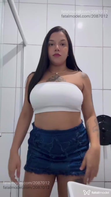 Acompanhante mulher morena (o) de olhos castanhos em Virtual - Gabriela