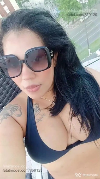 Acompanhante mulher morena (o) de olhos castanhos - Sabrina Acompanhante mulher morena (o) de olhos castanhos - Sabrina