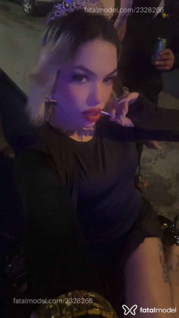 Acompanhante mulher loira (o) de olhos castanhos em São Paulo - Harley
