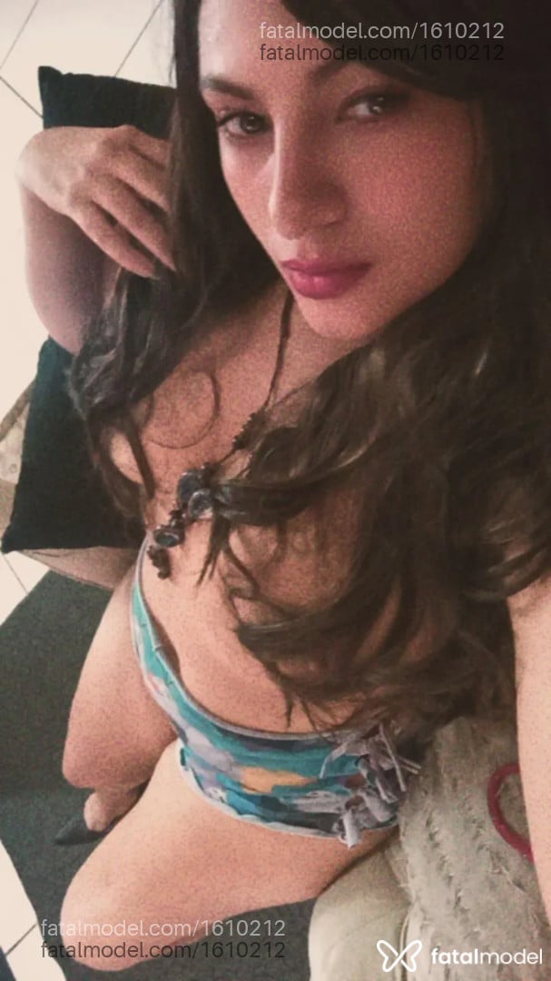 Acompanhante mulher com cabelo castanho de olhos castanhos em Eldorado dos Carajás - Vanessinha
