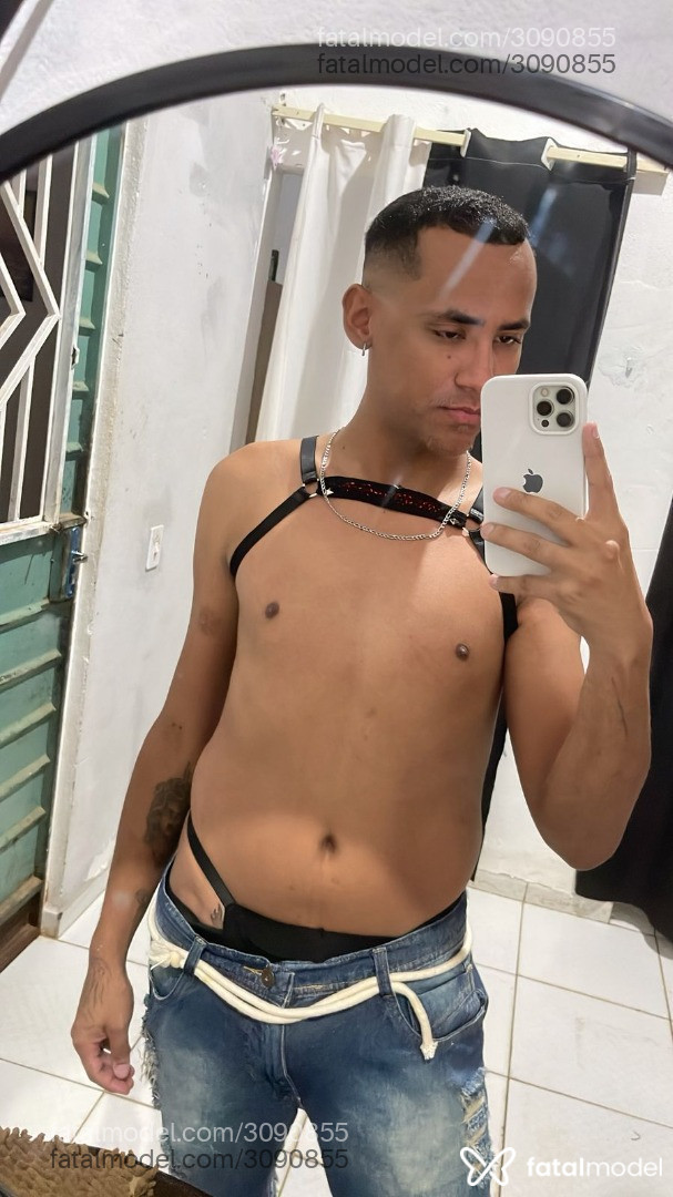 Acompanhante homem morena (o) de olhos castanhos em Virtual - Moreninho