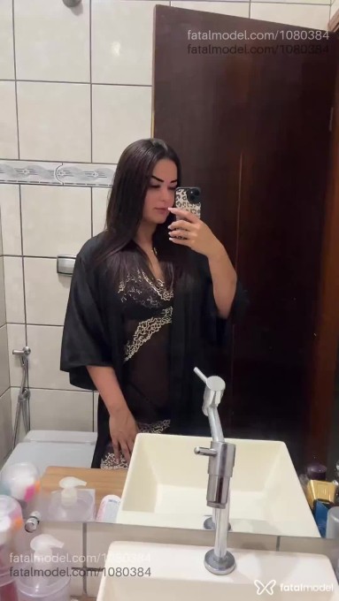 Acompanhante mulher morena (o) de olhos castanhos - Paolla