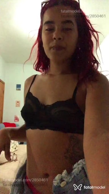 Acompanhante mulher ruiva (o) de olhos mel em São João de Meriti Acompanhante mulher ruiva (o) de olhos mel em São João de Meriti - Lara Silva