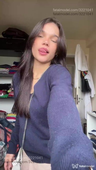 Acompanhante mulher morena (o) de olhos pretos em Curitiba - Larissa Vasco