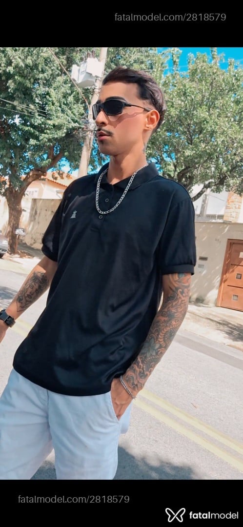 Acompanhante homem com cabelo castanho de olhos castanhos em Limeira - Paulista