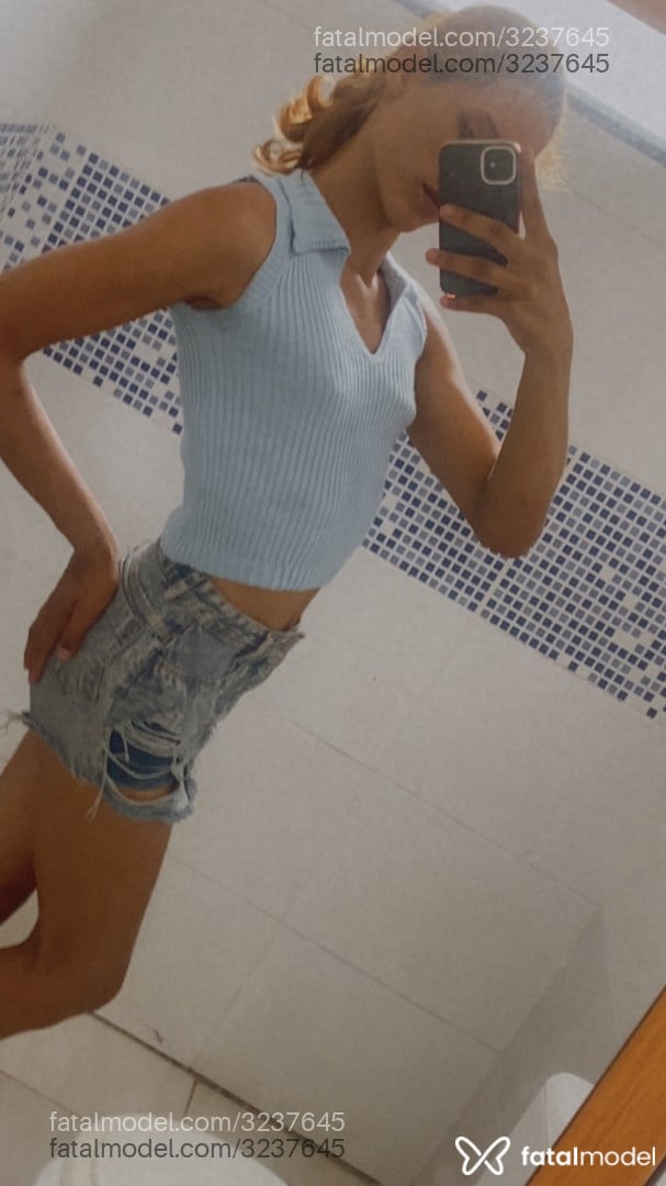 Acompanhante mulher trans ruiva (o) de olhos mel em Brasília - ágatha Urach