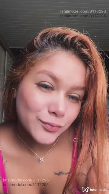 Acompanhante mulher ruiva (o) de olhos mel em Fazenda Rio Grande Acompanhante mulher ruiva (o) de olhos mel em Fazenda Rio Grande - Beatriz