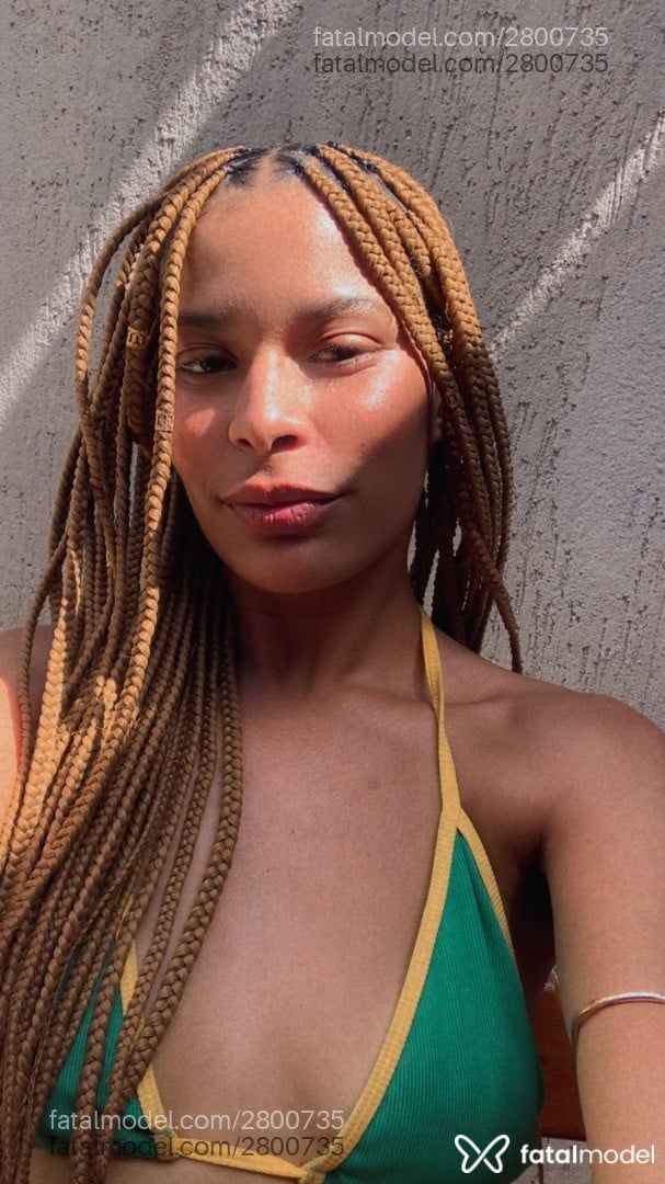 Acompanhante mulher com cabelo castanho de olhos pretos em Belo Horizonte - Mimifuracao