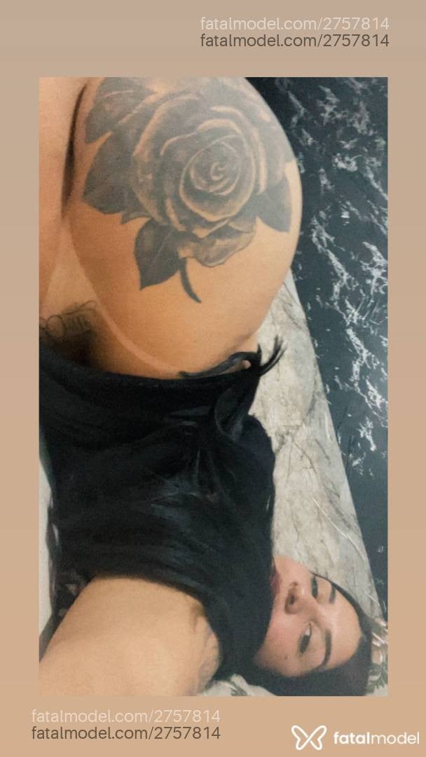 Acompanhante mulher morena (o) de olhos castanhos - Maju Oliveira Acompanhante mulher morena (o) de olhos castanhos - Maju Oliveira