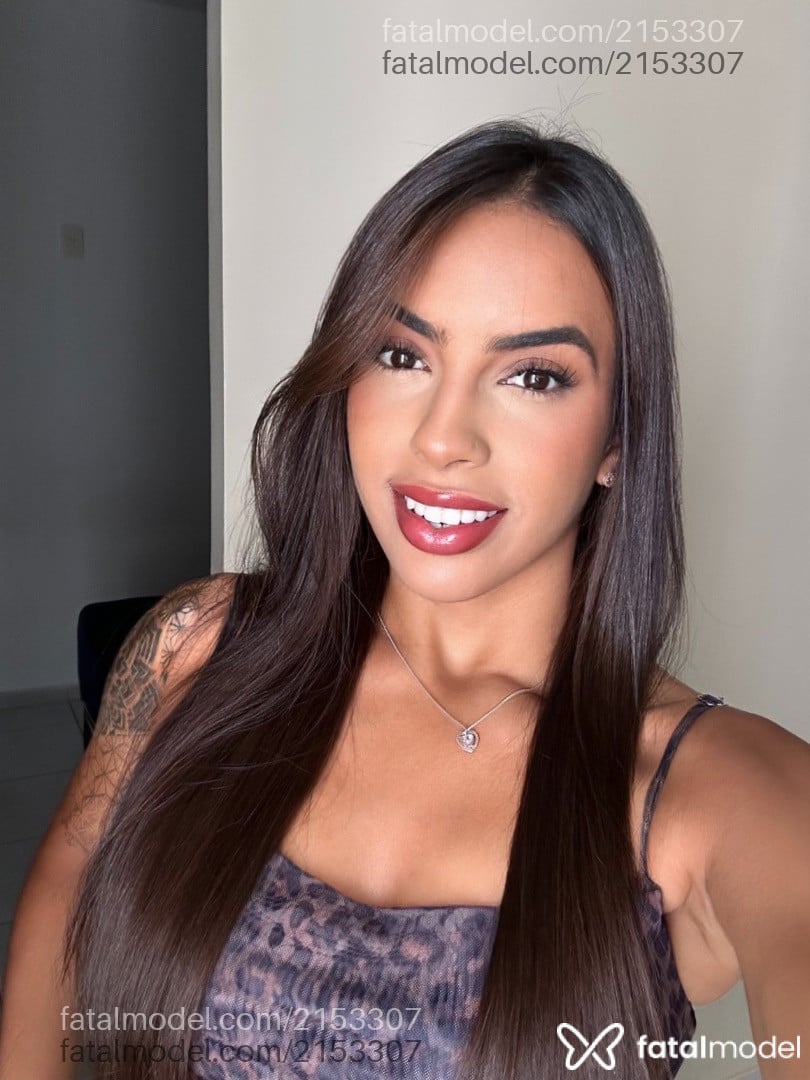 Acompanhante mulher morena (o) de olhos pretos em São Paulo - Luara