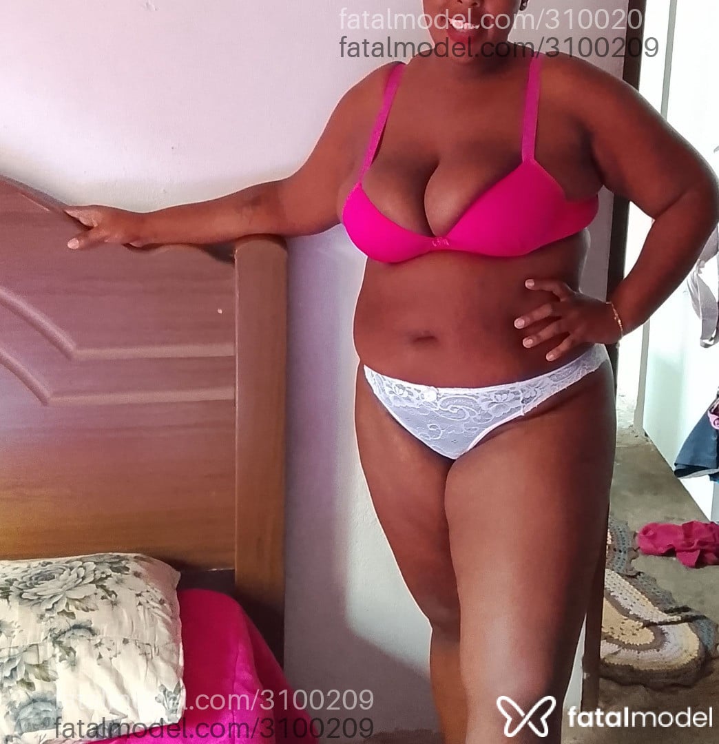 Acompanhante mulher com cabelo castanho de olhos pretos em Catanduva - Preta