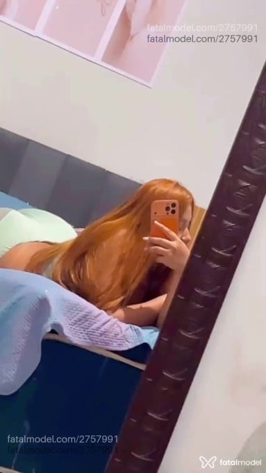 Acompanhante mulher ruiva (o) de olhos pretos em Porto Velho Acompanhante mulher ruiva (o) de olhos pretos em Porto Velho - Anna Lorena