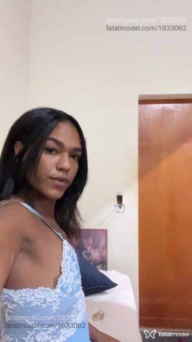 Acompanhante mulher trans morena (o) de olhos castanhos em Maringá Acompanhante mulher trans morena (o) de olhos castanhos em Maringá - Michelle