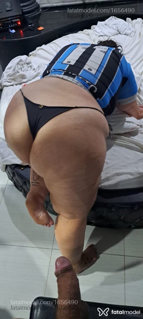 Acompanhante mulher morena (o) de olhos castanhos em Sapiranga Acompanhante mulher morena (o) de olhos castanhos em Sapiranga - Suagordinha