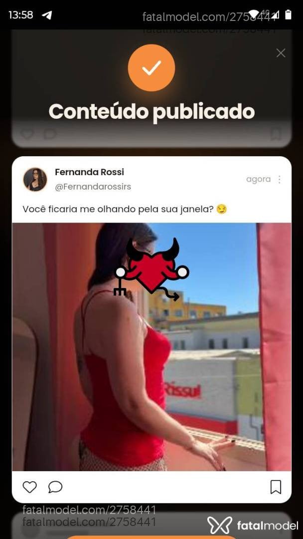 Acompanhante mulher com cabelo castanho de olhos verdes - Fernanda Rossi