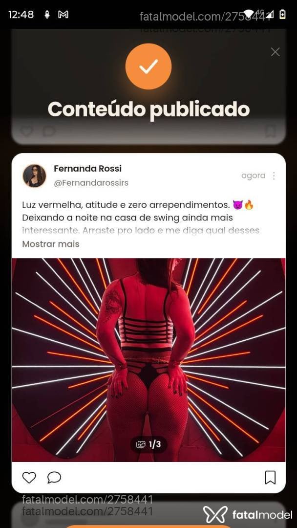 Acompanhante mulher com cabelo castanho de olhos verdes - Fernanda Rossi