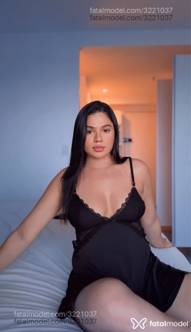 Acompanhante mulher morena (o) de olhos castanhos em Itaúna - Sophie Braz