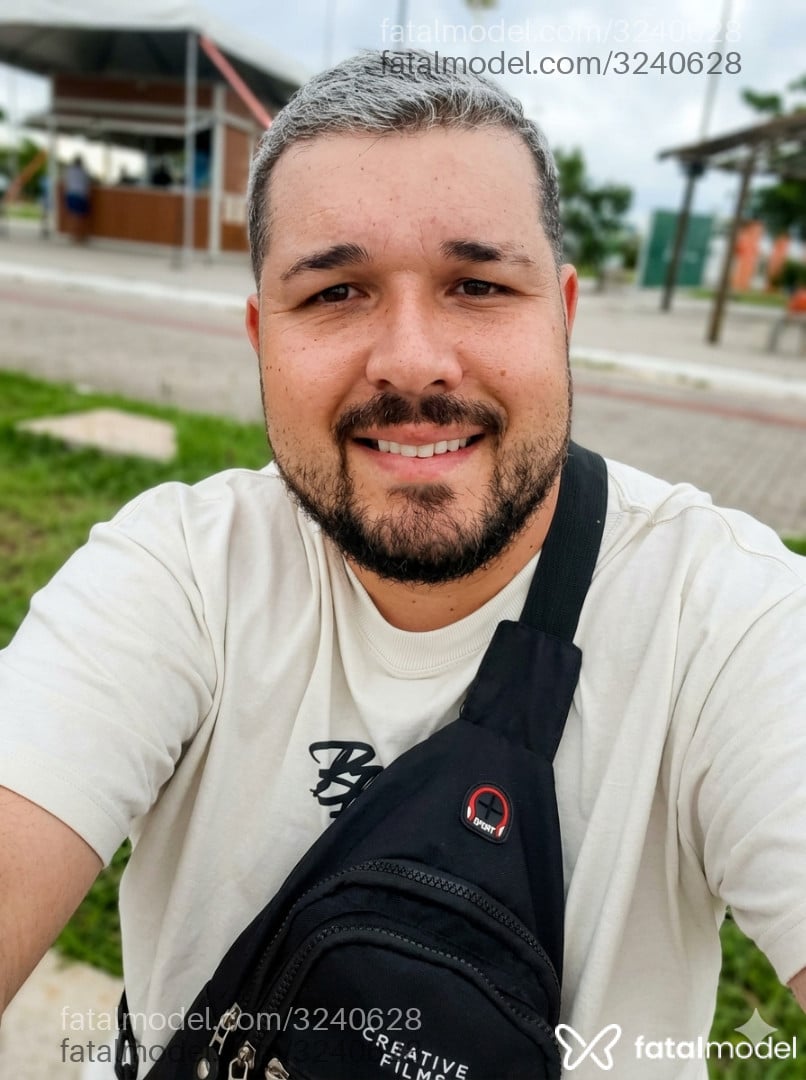 Acompanhante homem com cabelo colorido de olhos castanhos em Balneário Camboriú - Will fritzen