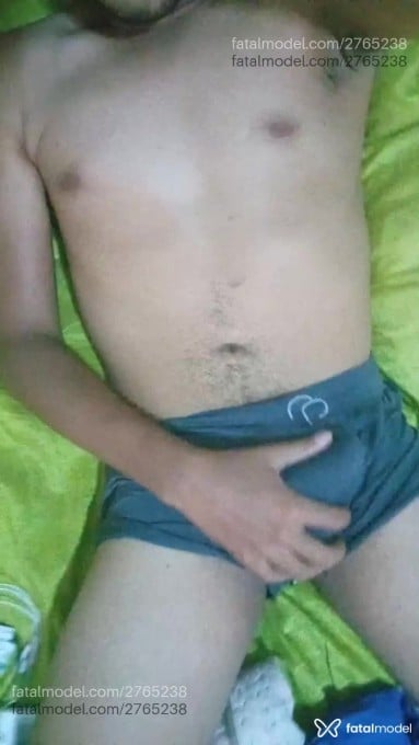 Acompanhante homem com cabelo castanho de olhos castanhos em Petrolina Acompanhante homem com cabelo castanho de olhos castanhos em Petrolina - Silva