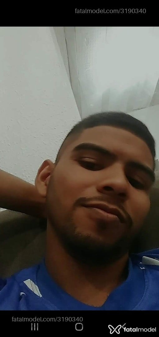Acompanhante homem morena (o) de olhos pretos - Santos Acompanhante homem morena (o) de olhos pretos - Santos
