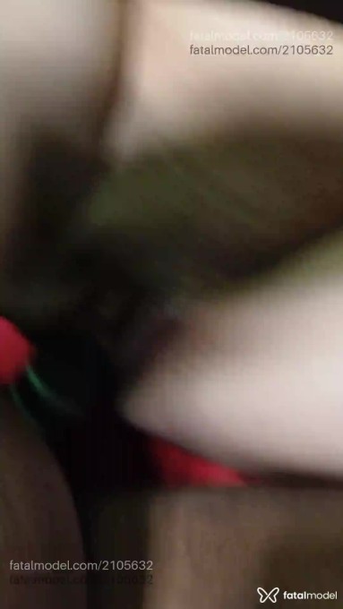 Acompanhante homem morena (o) de olhos pretos em São Paulo Acompanhante homem morena (o) de olhos pretos em São Paulo - Handovick