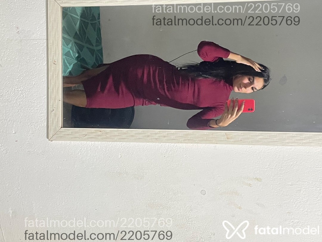 Acompanhante mulher trans morena (o) de olhos castanhos em Bom Jesus dos Perdões - Ludmilla