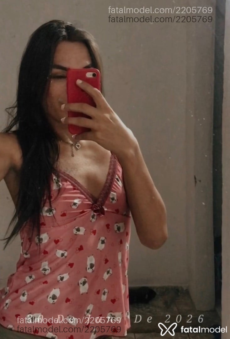 Acompanhante mulher trans morena (o) de olhos castanhos em Bom Jesus dos Perdões - Ludmilla