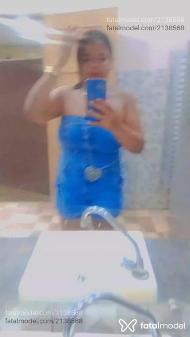 Acompanhante mulher morena (o) de olhos castanhos - Amanda Acompanhante mulher morena (o) de olhos castanhos - Amanda