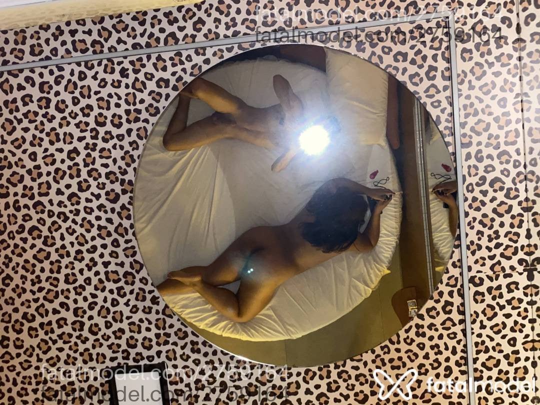 Acompanhante homem morena (o) de olhos castanhos - Apollo