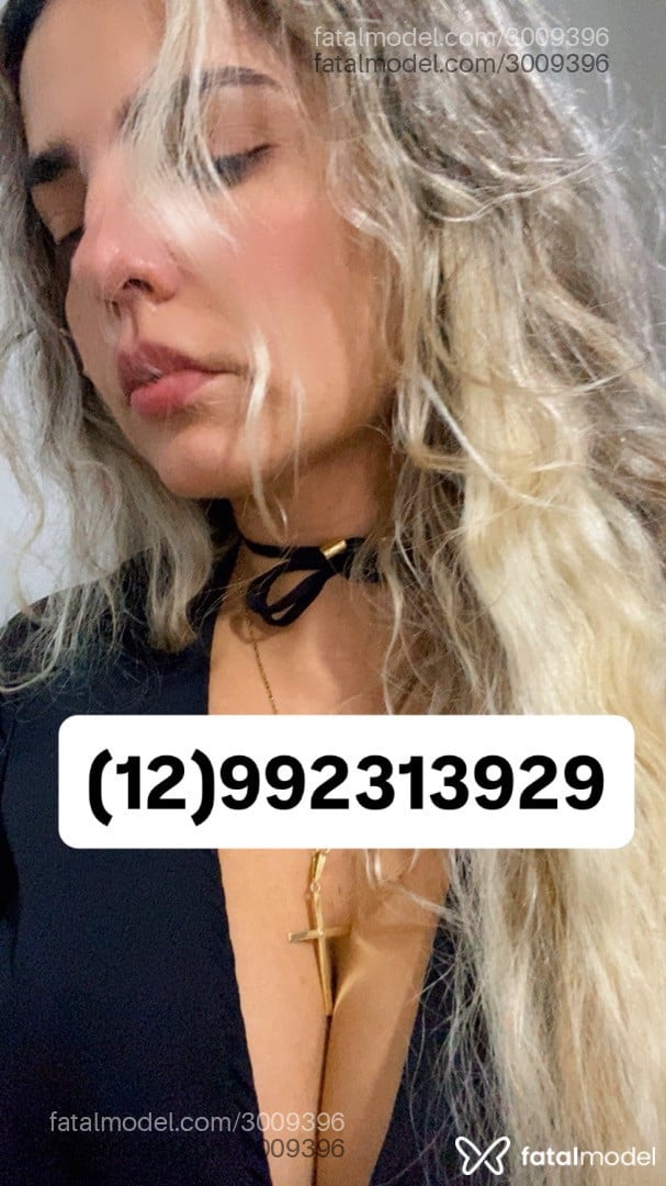 Acompanhante mulher loira (o) de olhos castanhos em São José dos Campos Acompanhante mulher loira (o) de olhos castanhos em São José dos Campos - Débora Galdino