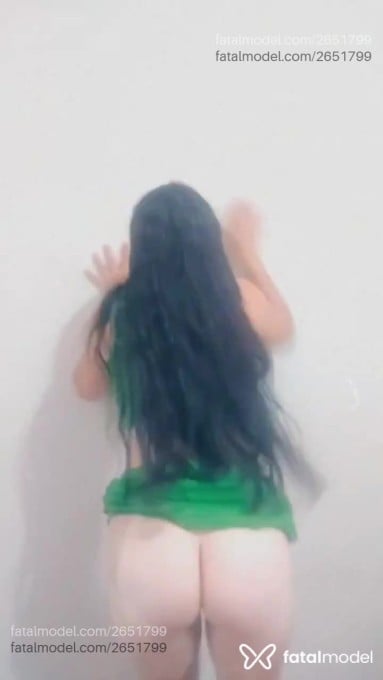 Acompanhante mulher com cabelo castanho de olhos castanhos - Eduarda Acompanhante mulher com cabelo castanho de olhos castanhos - Eduarda