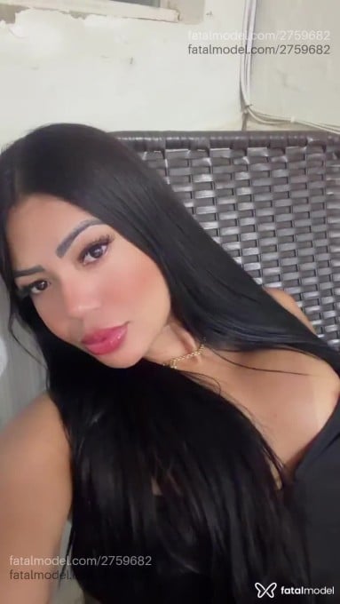 Acompanhante mulher com cabelo castanho de olhos pretos em Caruaru - Elisa