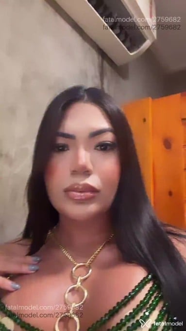 Acompanhante mulher com cabelo castanho de olhos pretos em Caruaru - Elisa
