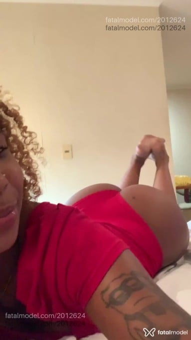 Acompanhante mulher com cabelo castanho de olhos castanhos em São Paulo - Larissa Garcia