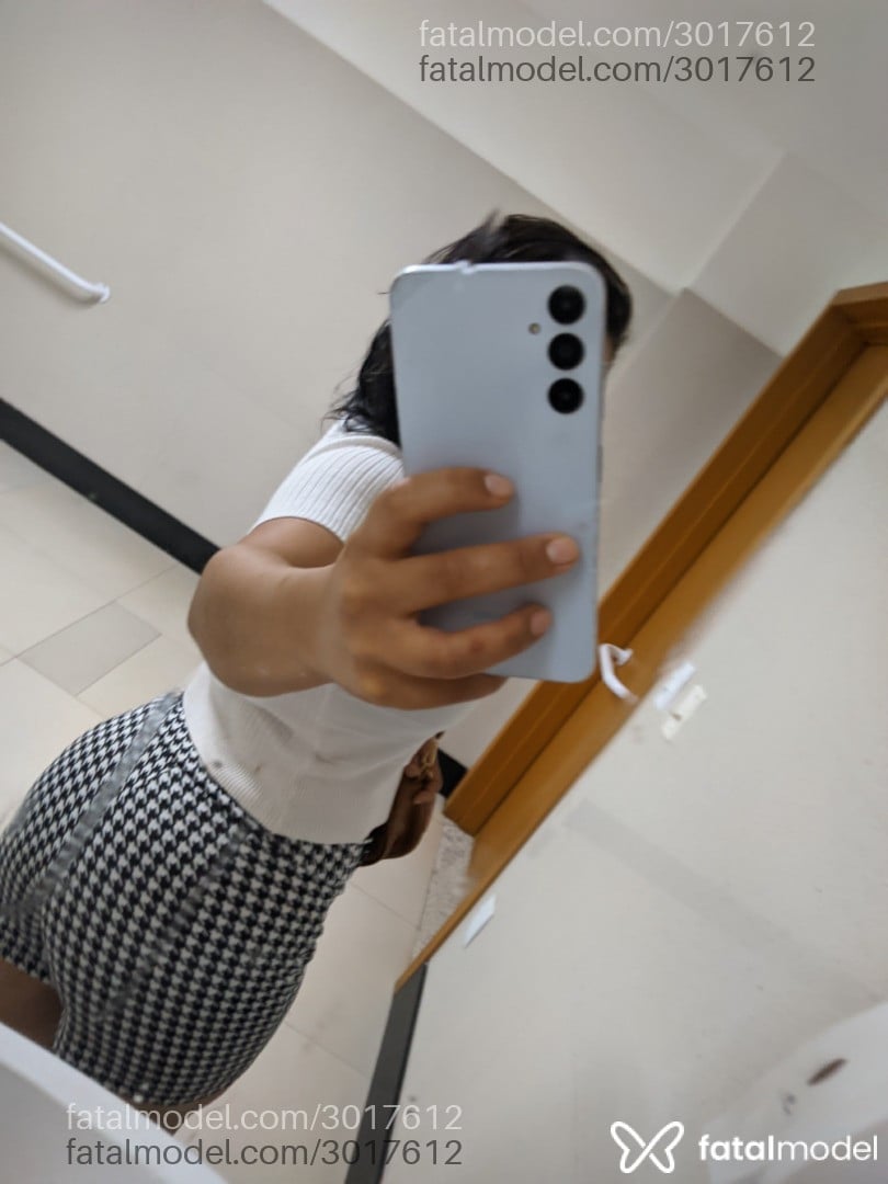 Acompanhante mulher morena (o) de olhos pretos em Brasília - Lolita