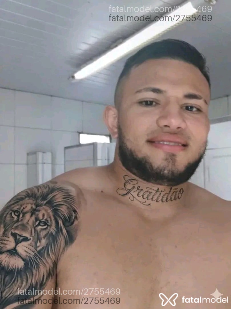 Acompanhante homem com cabelo castanho de olhos castanhos em Maranguape - Diego Valentin