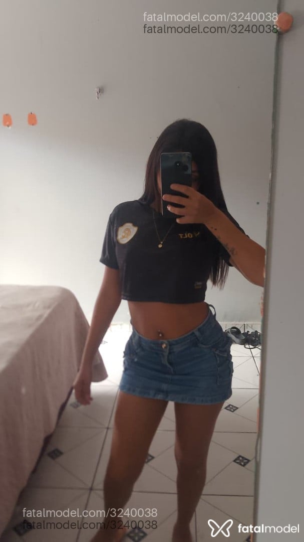 Acompanhante mulher morena (o) de olhos pretos em Pacajá Acompanhante mulher morena (o) de olhos pretos em Pacajá - Rebeka