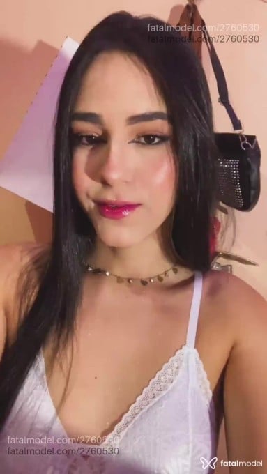 Acompanhante mulher trans morena (o) de olhos castanhos em Ji-Paraná Acompanhante mulher trans morena (o) de olhos castanhos em Ji-Paraná - Angel